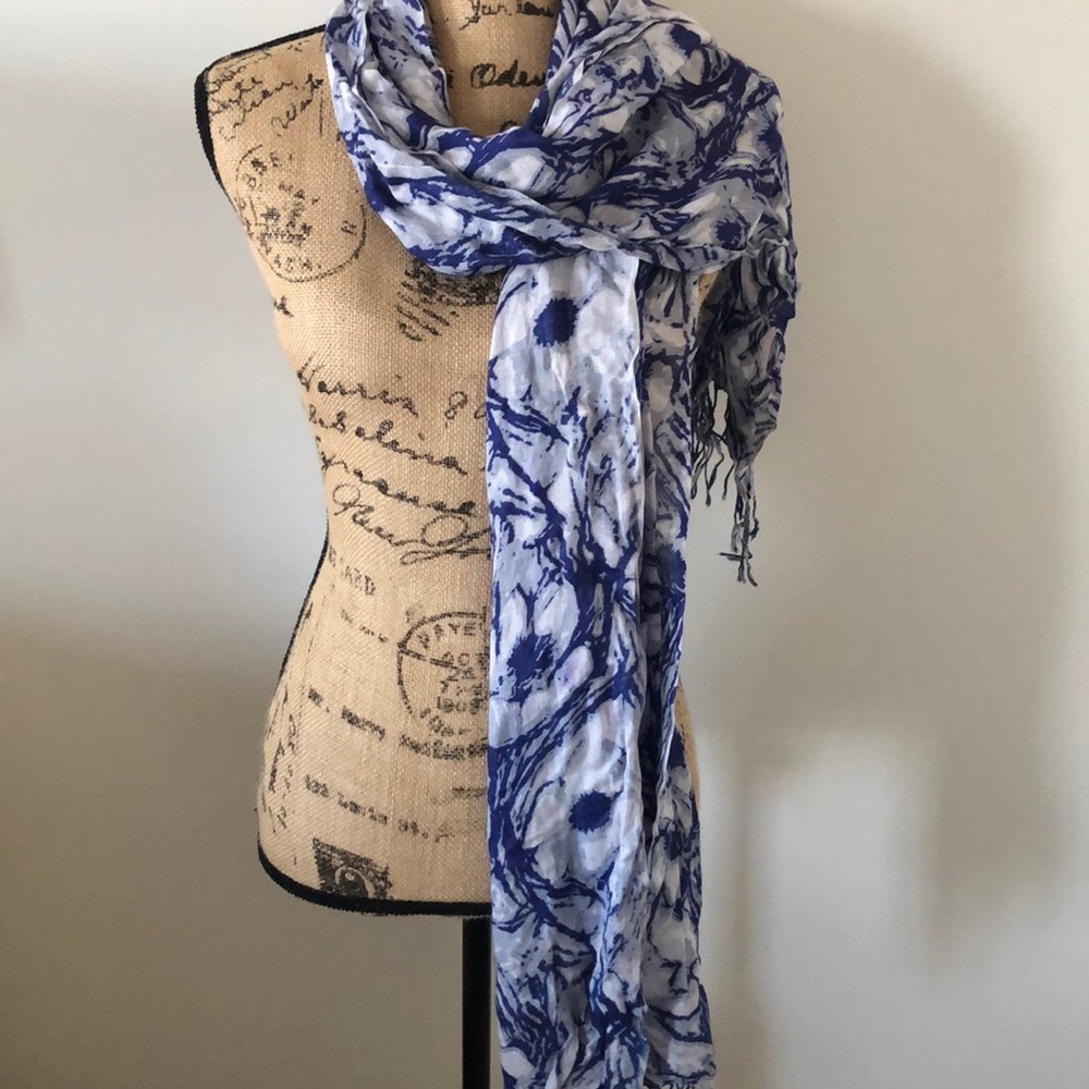 Scarf